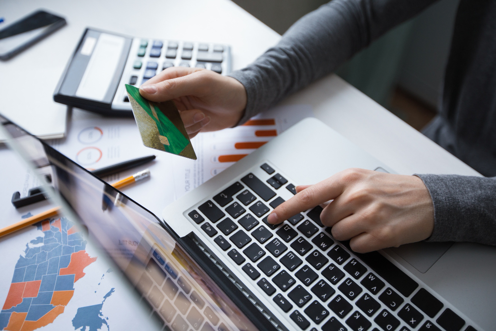 Banking & Financial Services